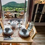 Apartament Mountains Galerie Hana *