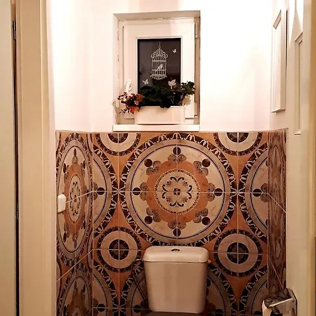 Mountains Galerie Hana *