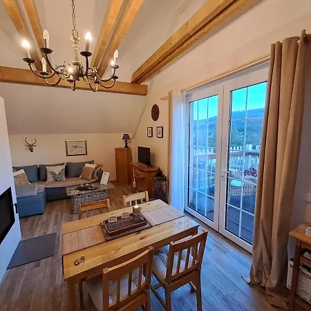 Mountains Galerie Hana Appartement Chvalov